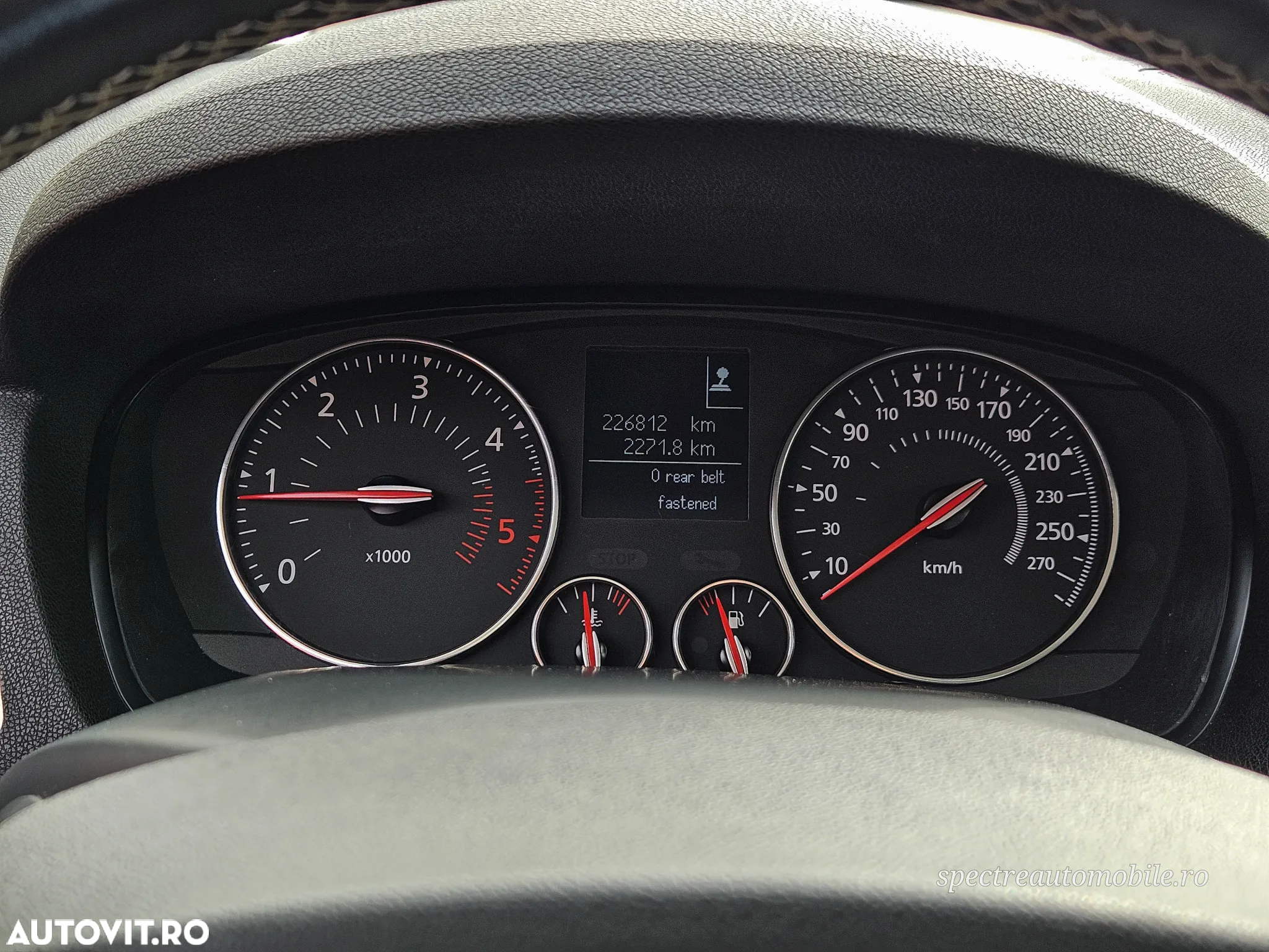 Renault Laguna dCi 110 FAP Limited - 15