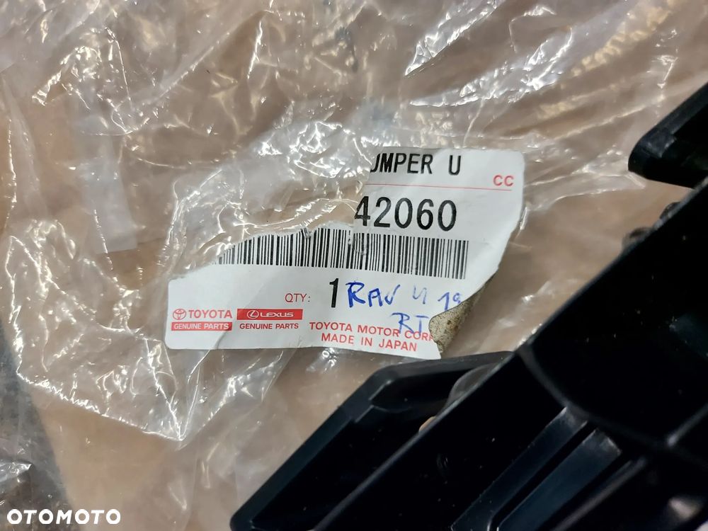 Toyota Rav4 19- Ślizg Zderzaka Tylnego Tył L+R - 5