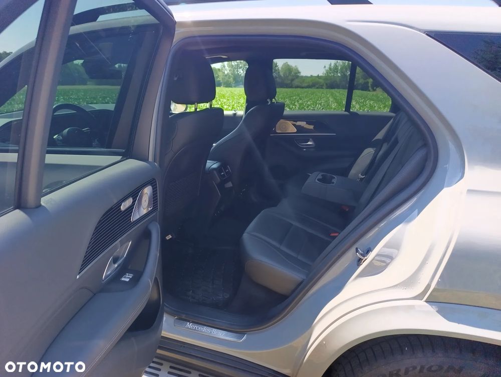 Mercedes-Benz GLE - 19