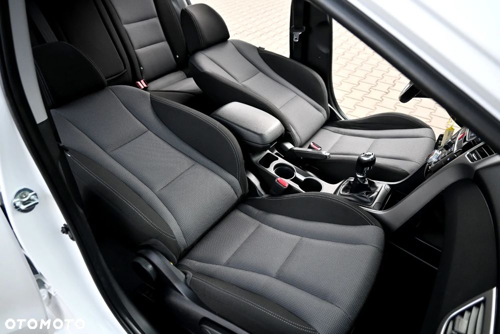 Hyundai i30 1.4 BlueDrive Comfort - 25