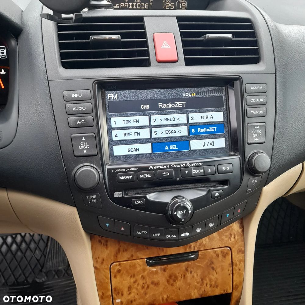 Honda Accord 2.0 Comfort - 12