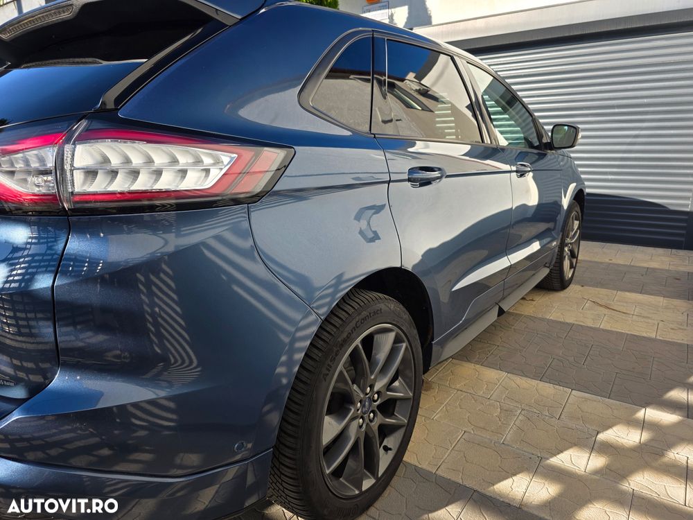 Ford Edge 2.0 TDCi Powershift Titanium - 28
