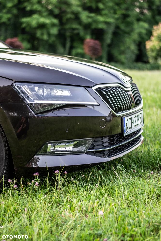 Skoda Superb 2.0 TDI 4x4 L&K DSG - 15