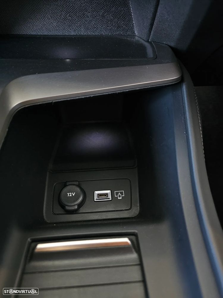 Peugeot 308 PureTech 130 EAT8 Allure - 19