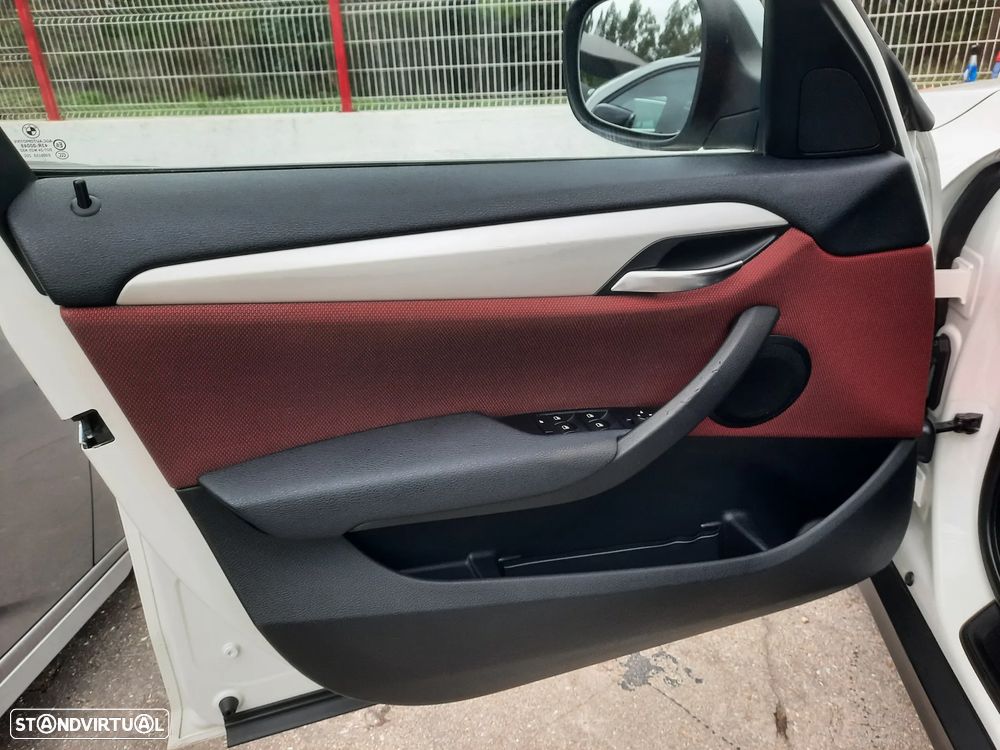 BMW X1 18 d xDrive Line Sport - 19