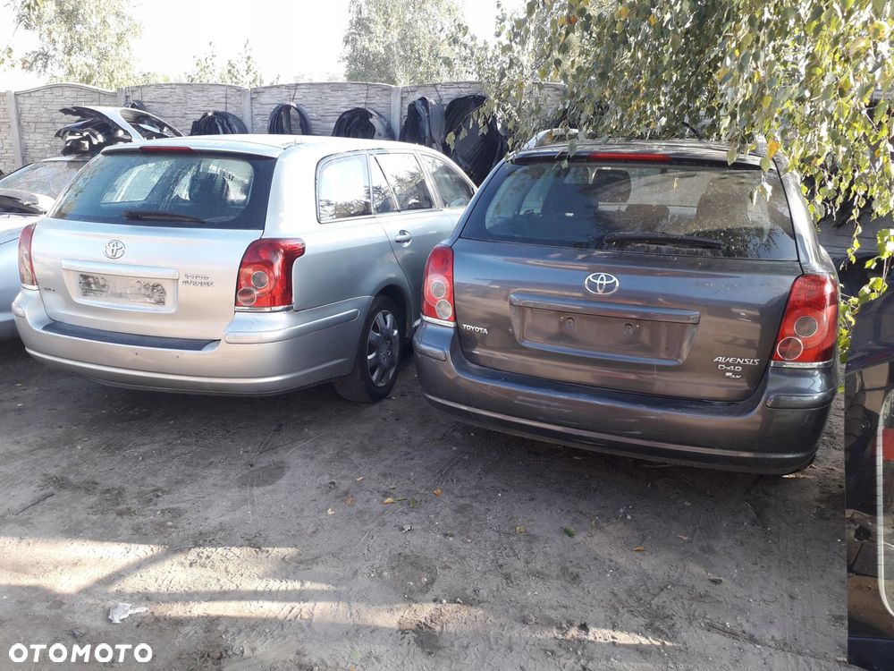 Toyota AVENSIS T25 Kombi Klapa tył tylna bagażnika - 7
