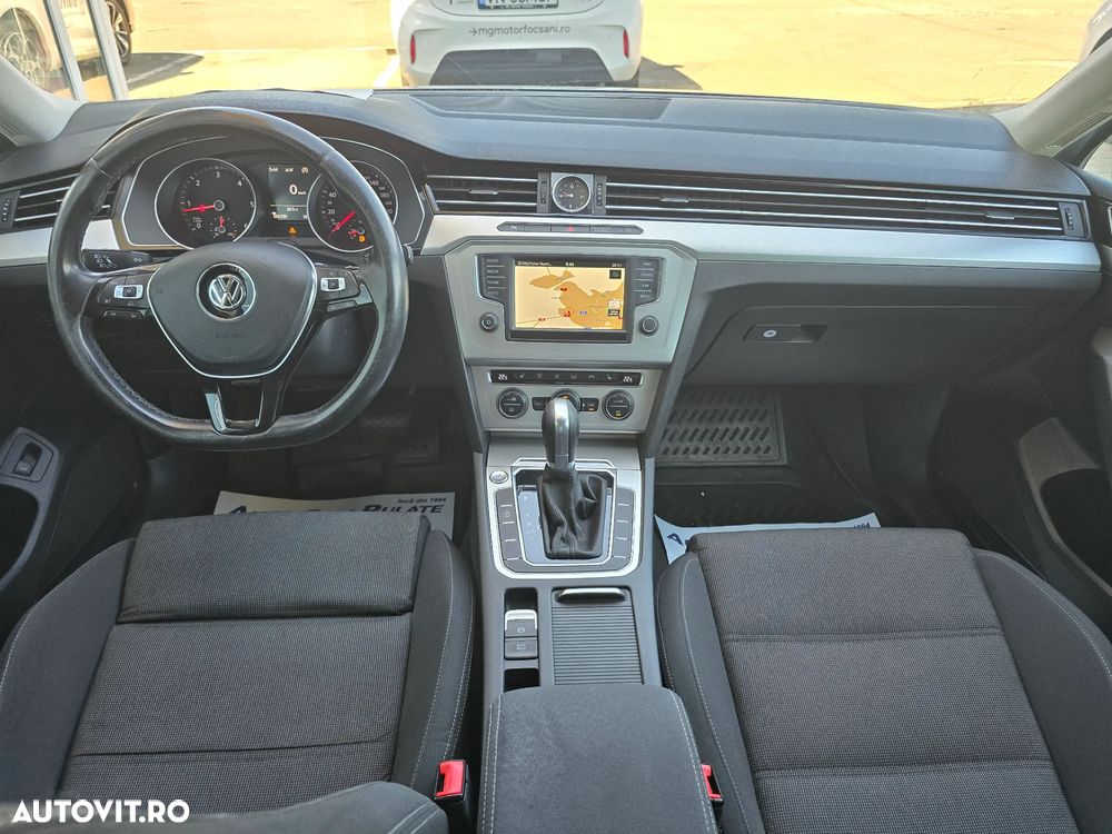 Volkswagen Passat - 9