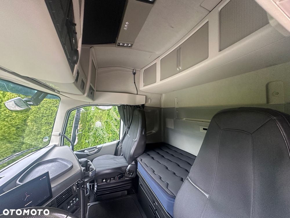 Volvo / FH460 / 6X2 / HAKOWIEC / MEILLER -KIPPER / Oś-SKRĘTNA-PODNOSZONA / - 36