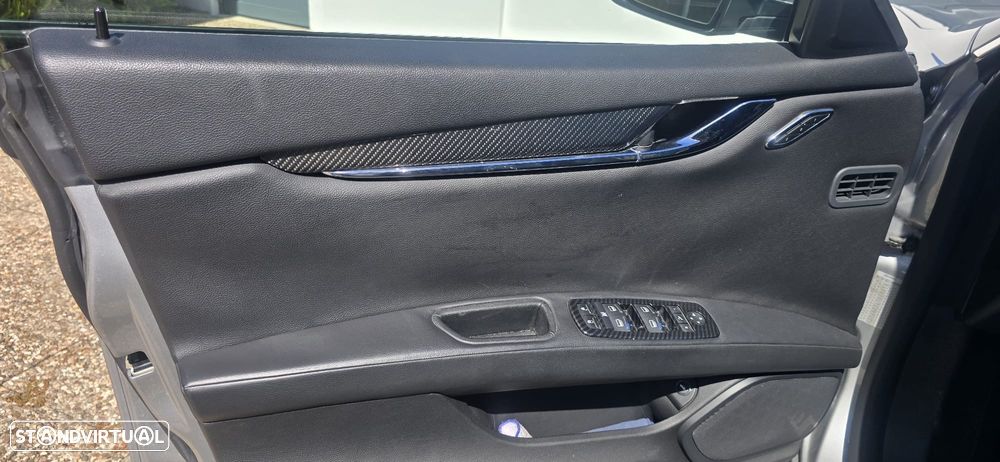 Maserati Quattroporte 3.0 V6 D GranSport - 12