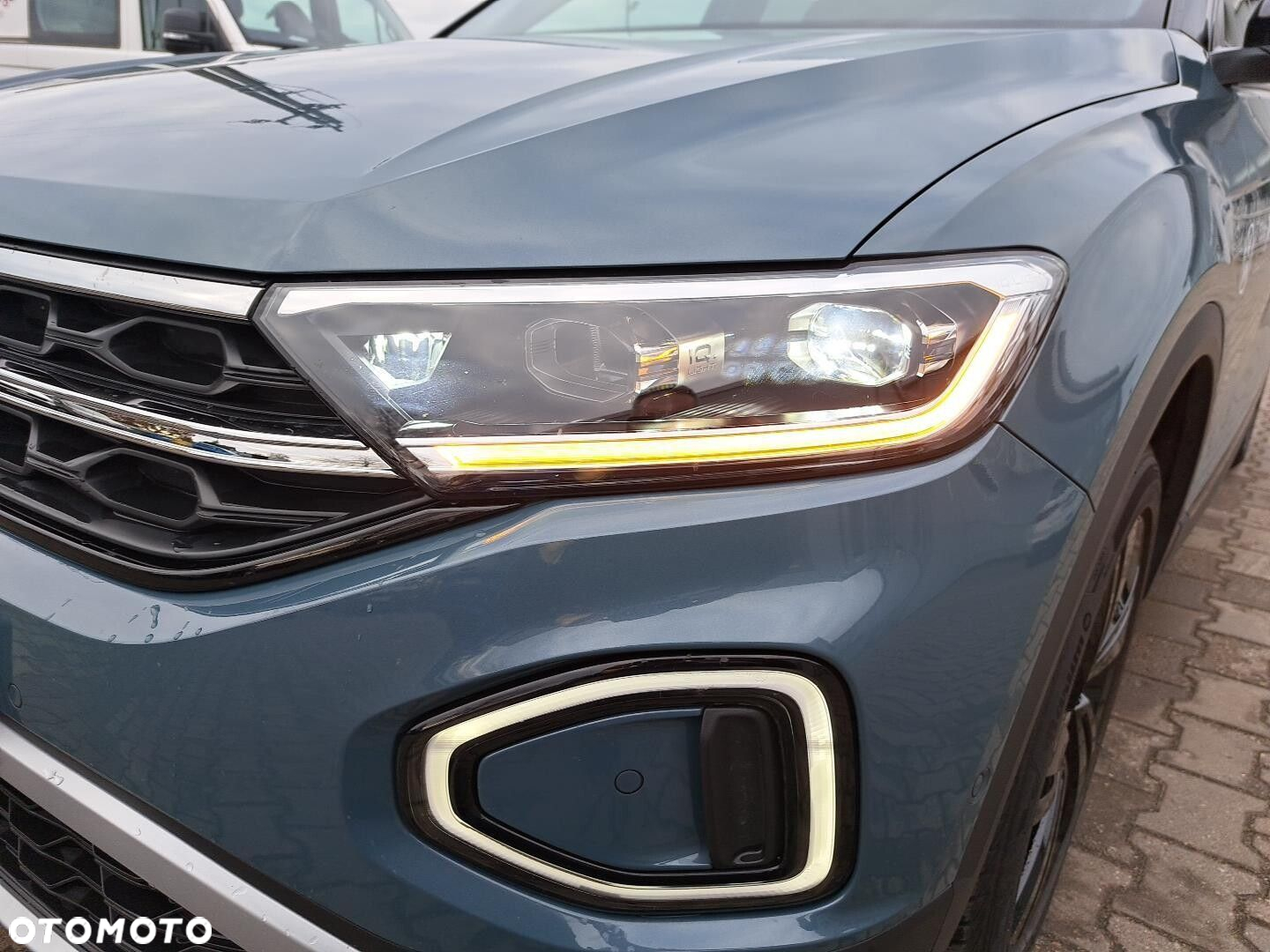Volkswagen T-Roc - 19