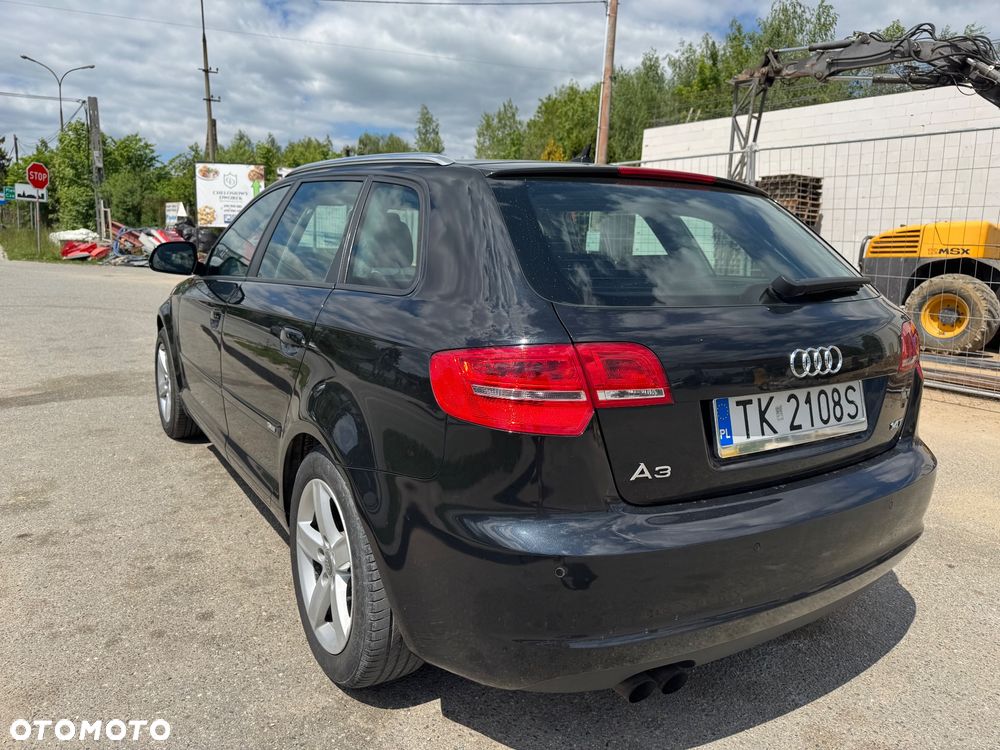 Audi A3 Sportback 1.4 TFSI S line Sportpaket - 4
