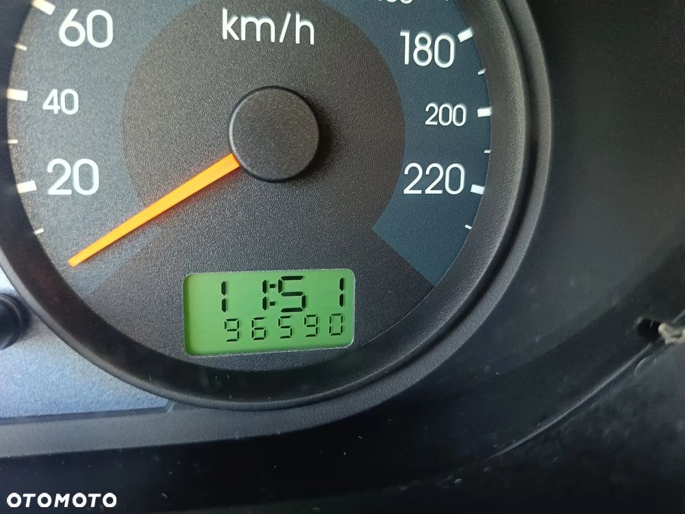 Ford Fiesta 1.3 Ambiente - 11
