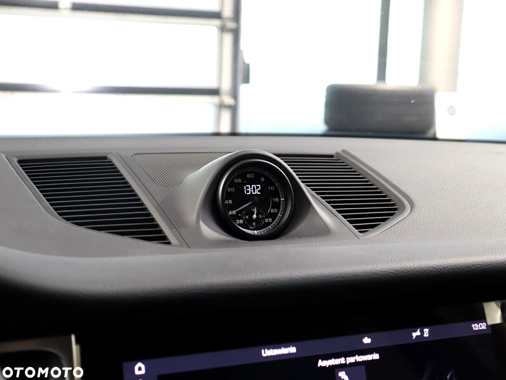 Porsche Macan Standard - 23