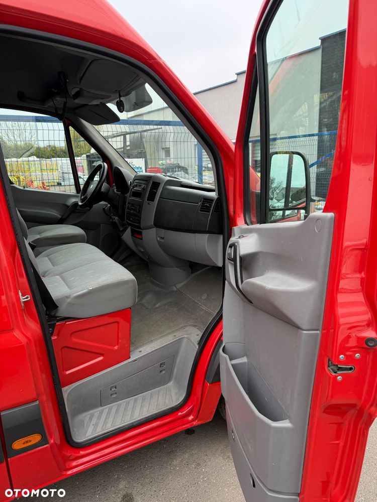 Volkswagen Crafter - 11