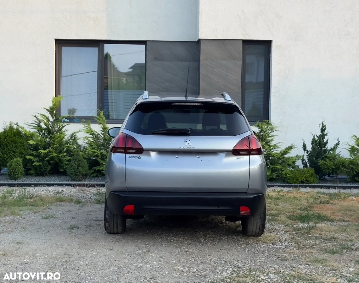 Peugeot 2008 PureTech 110 Style - 15