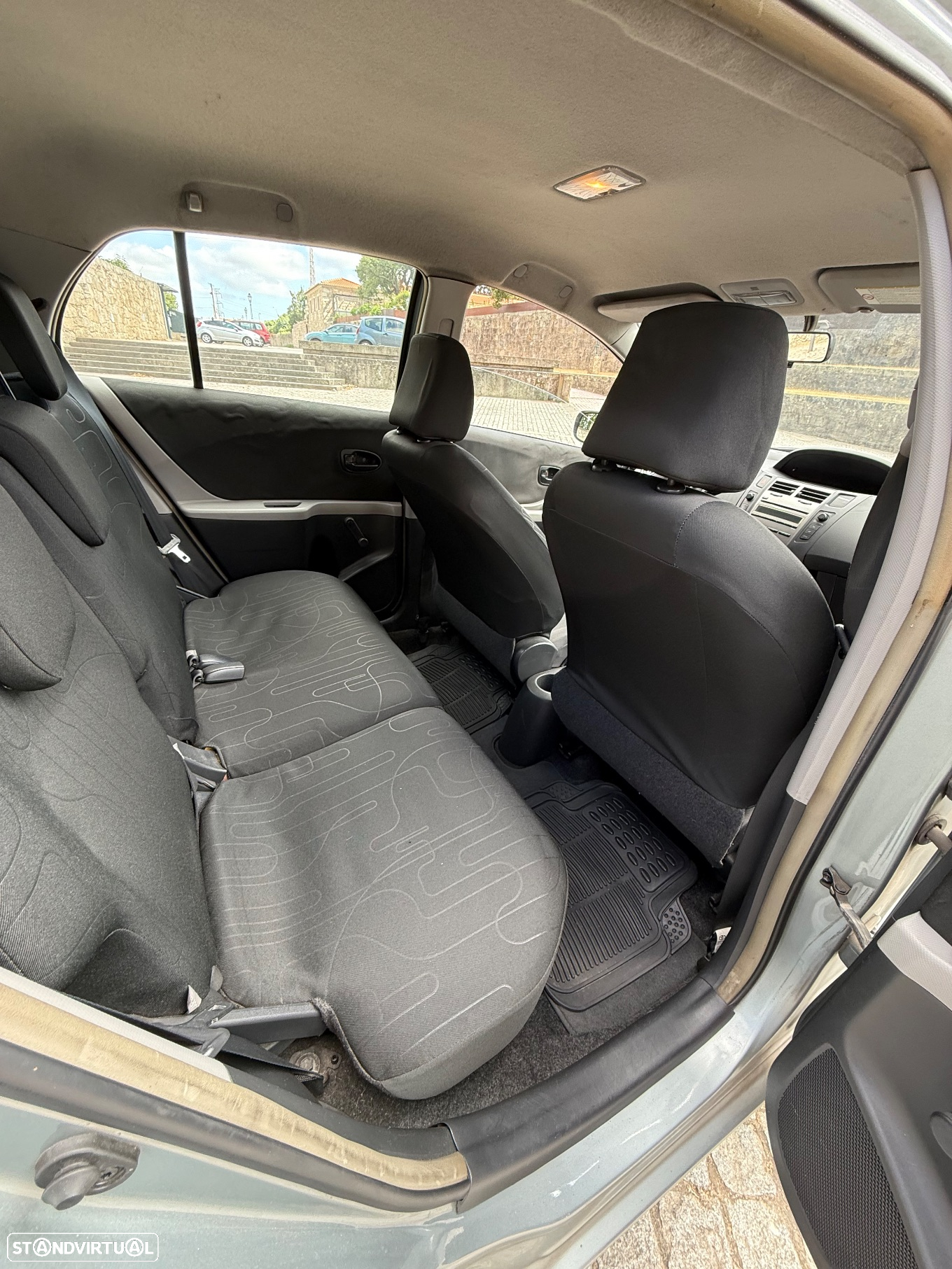 Toyota Yaris 1.4 D-4D AC Manual - 7