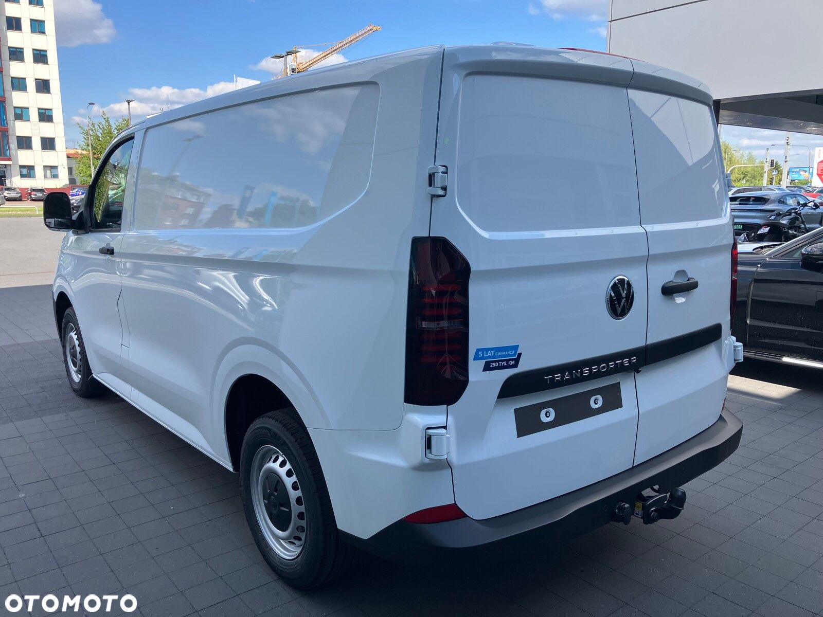 Volkswagen Transporter Transporter Furgon silnik: 2,0 l TDI 150 KM / skrzynia biegów: 8-biegowa automatyczna rozstaw osi: 3100 mm - 4