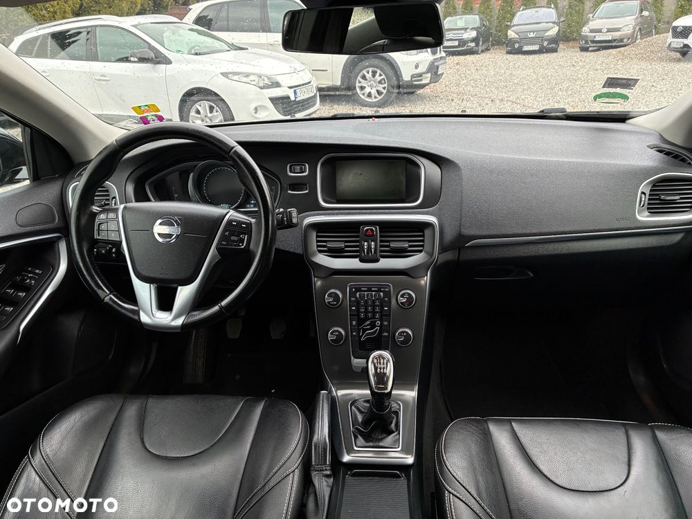 Volvo V40 - 13