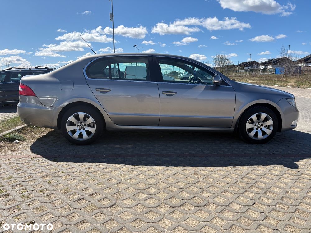 Skoda Superb 1.8 TSI Ambition - 8