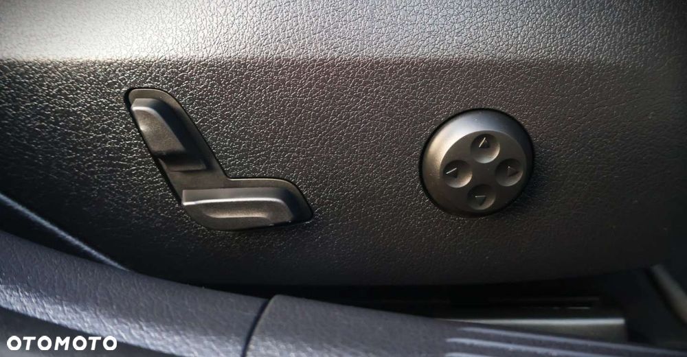 Mercedes-Benz Klasa C - 21