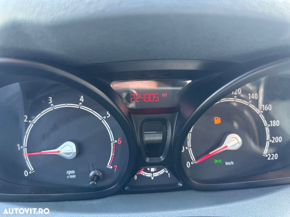 Ford Fiesta 1.25i Trend - 8