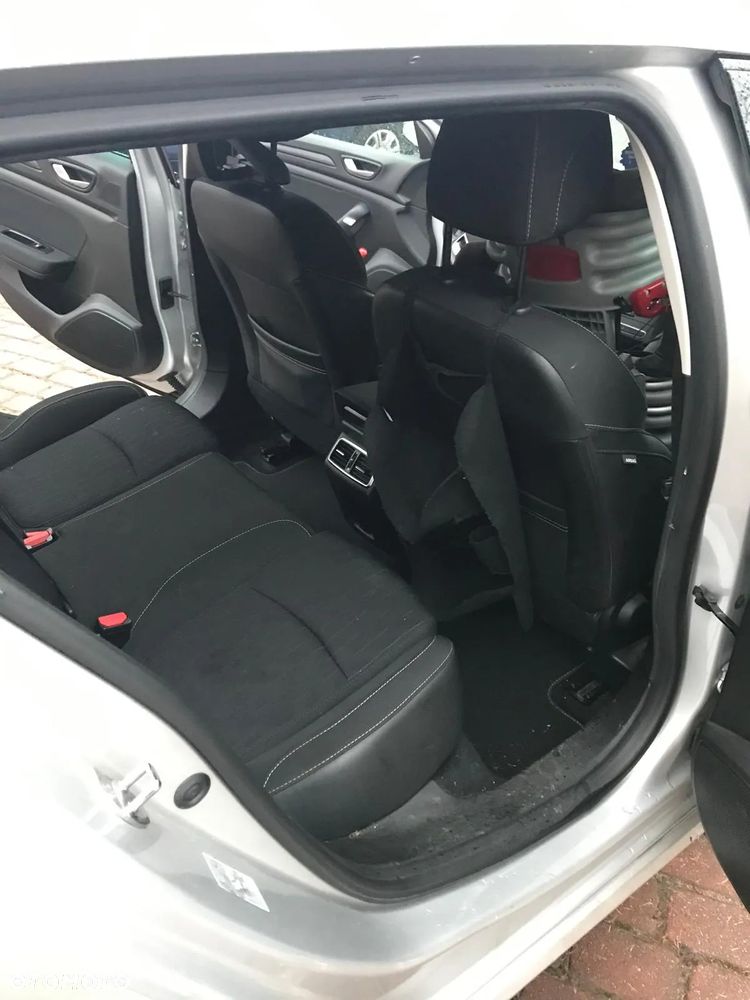 Renault Megane 1.5 Blue dCi Intens - 16