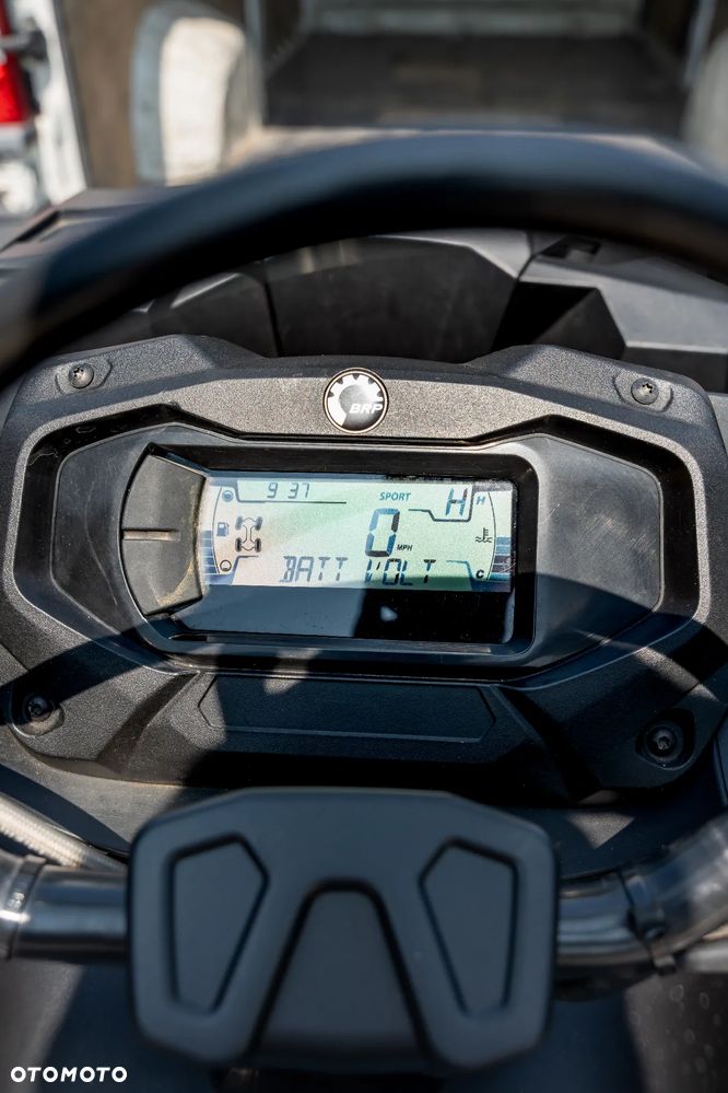 Can-Am Outlander - 34