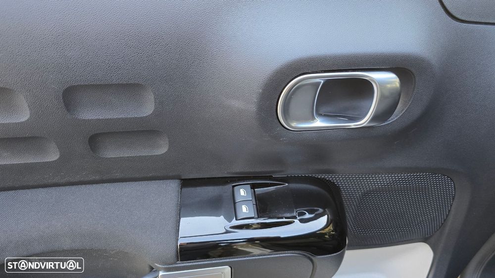 Citroën C3 1.2 PureTech Max - 8