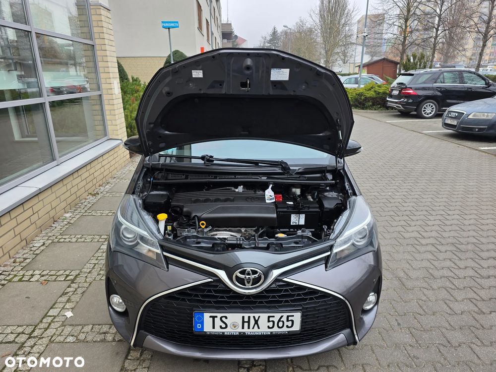Toyota Yaris 1.33 Selection Platinum - 12