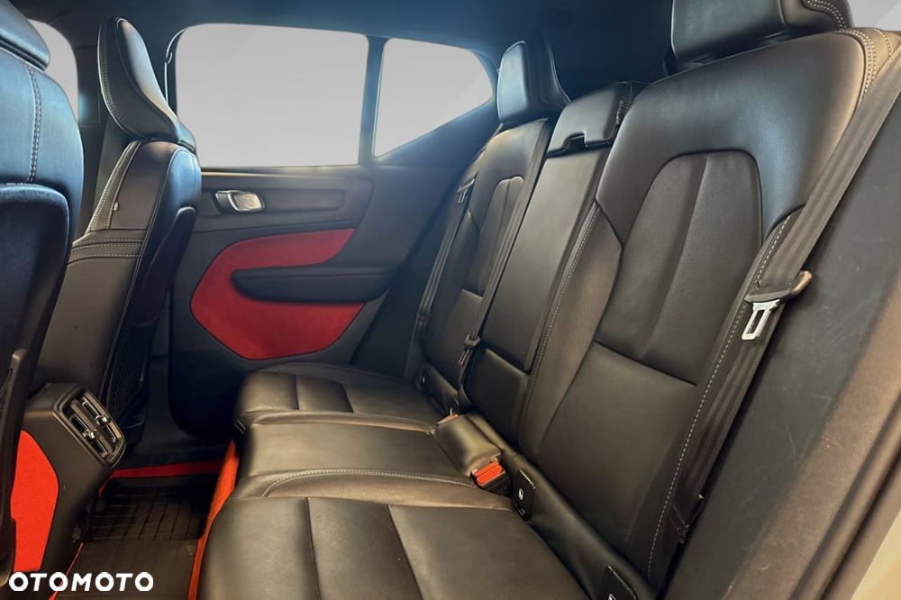 Volvo XC 40 T4 Geartronic R-Design - 17