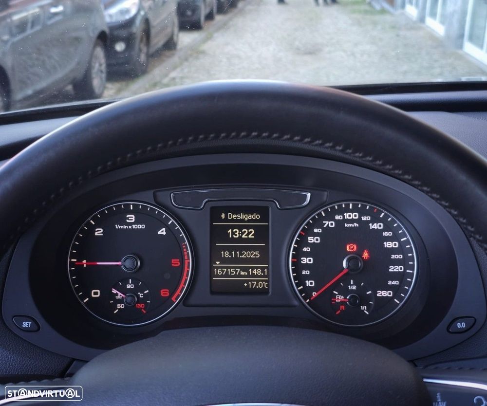 Audi Q3 2.0 TDI Design - 17