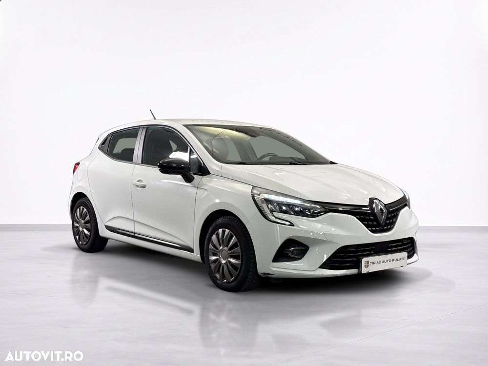 Renault Clio - 8