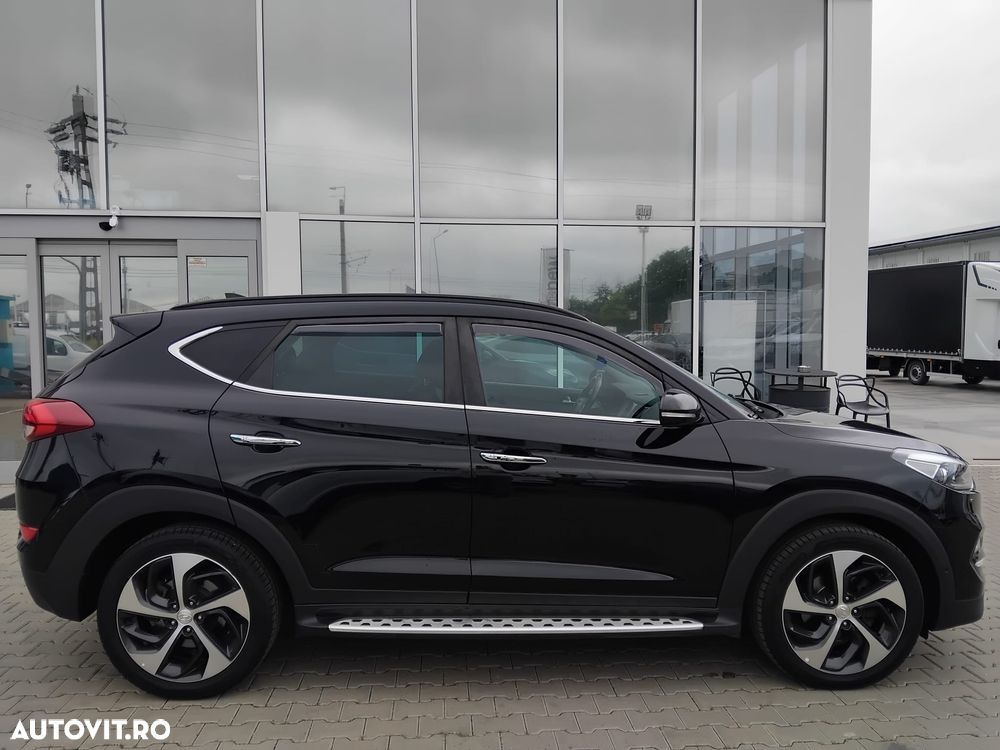 Hyundai Tucson 2.0 CRDI 4WD 8AT Luxury - 7