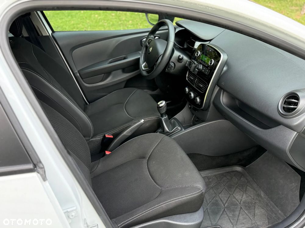 Renault Clio 1.2 16V Life - 6