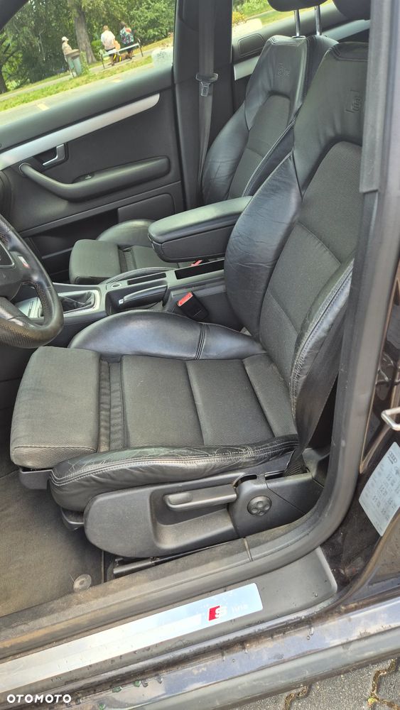 Audi A4 Avant 2.0T FSI Quattro - 14