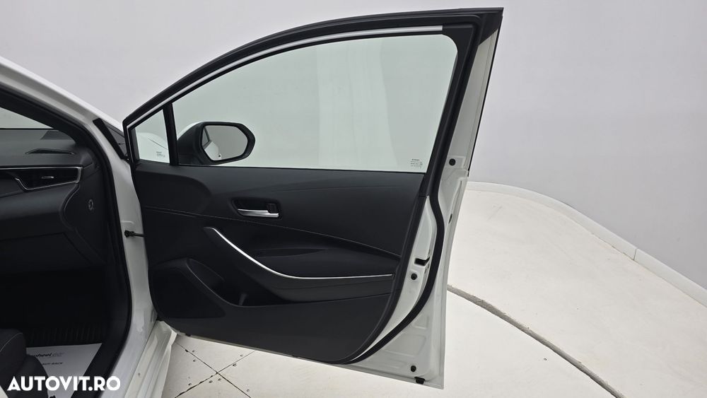 Toyota Corolla - 18