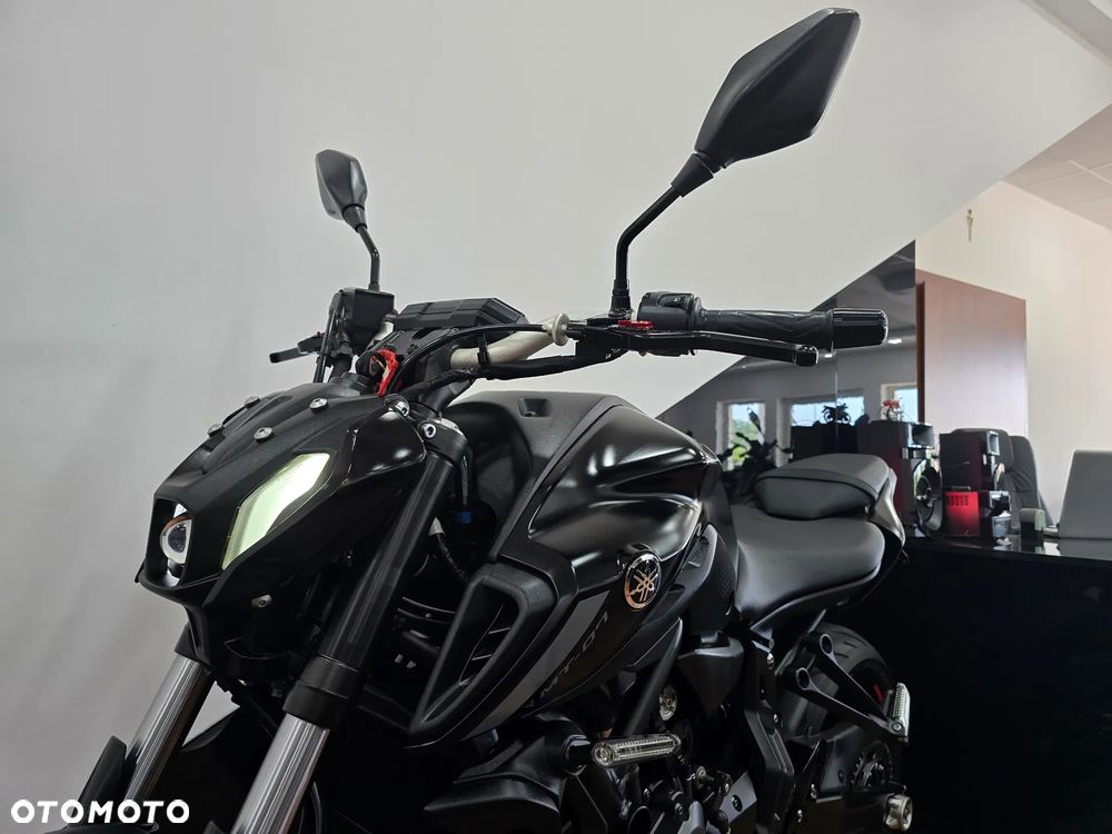 Yamaha MT - 5