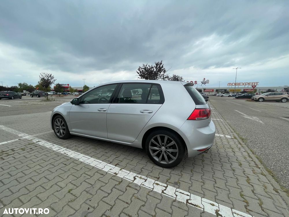 Volkswagen Golf 1.6 TDI DPF BlueMotion Technology Comfortline - 5