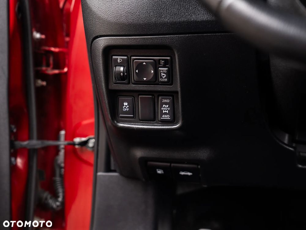 Nissan Juke 1.6 DIG-T ALL-MODE 4x4i Xtronic Acenta - 33