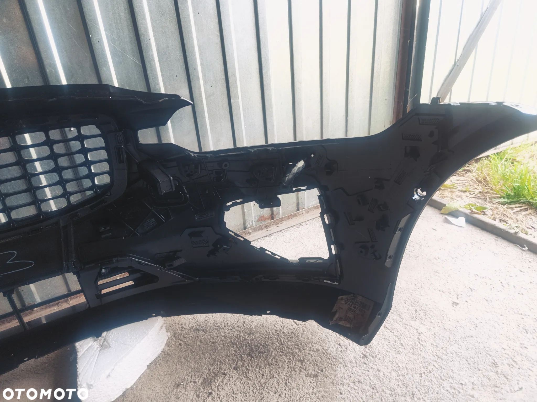 Oryginalny zderzak przód przedni do Volvo V60 II S60 III R-Desingn 31690530 18- - 8