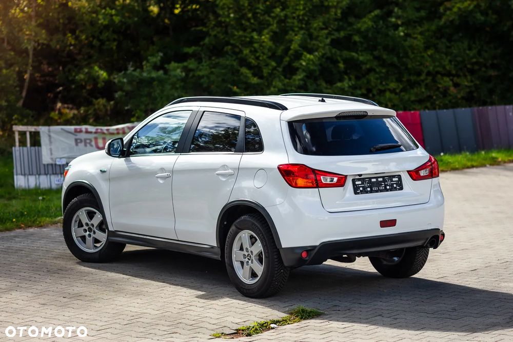 Mitsubishi ASX 2.2 DI-D 4WD Automatik Top - 12