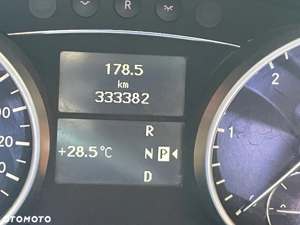 Mercedes-Benz ML 420 CDI 4-Matic - 9