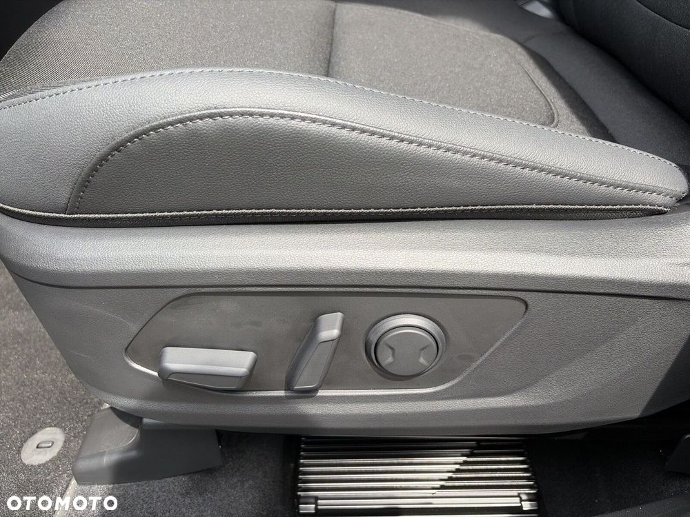 Hyundai Tucson 1.6 T-GDi HEV Executive 2WD - 13