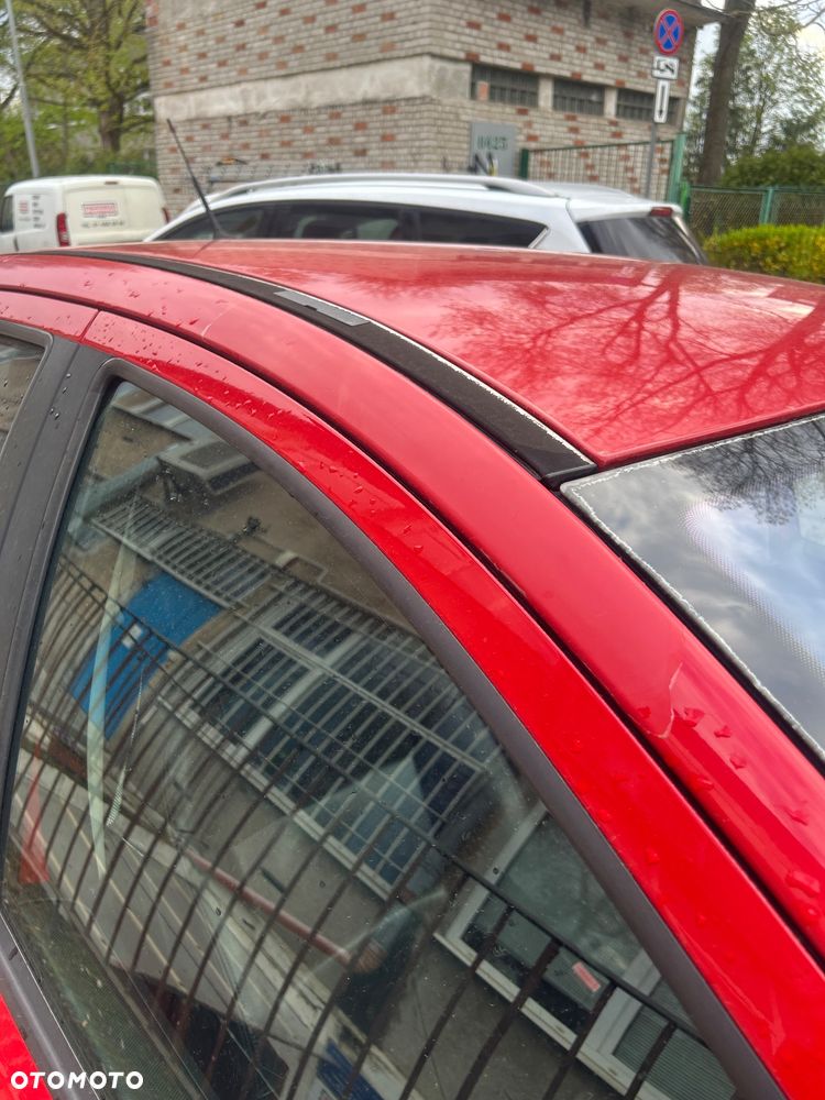 Peugeot 207 1.6 HDi Sporty - 18