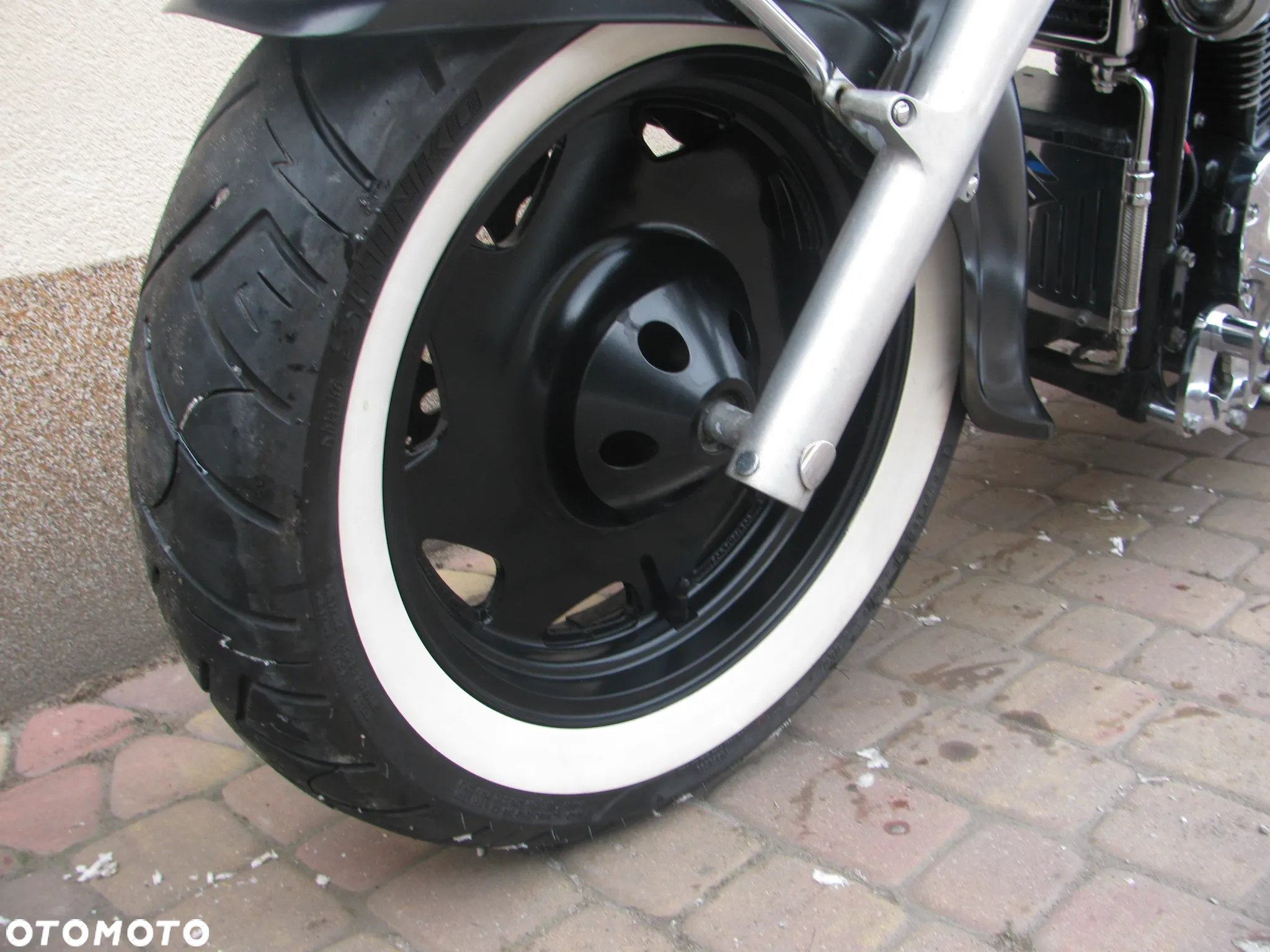 Suzuki Intruder - 26