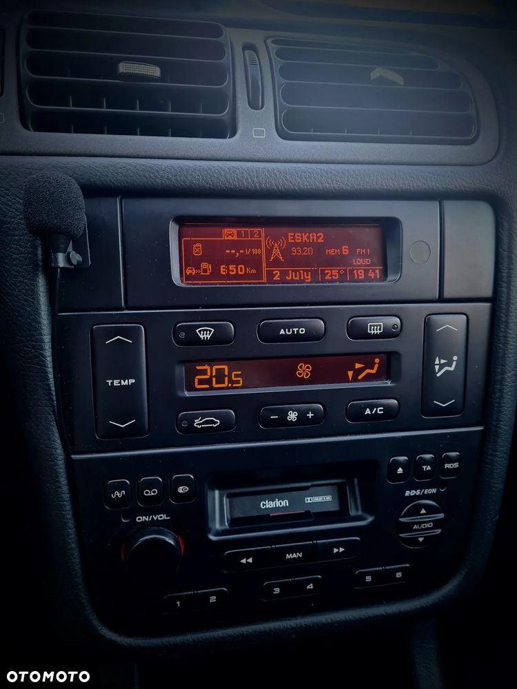 Peugeot 406 3.0 - 13