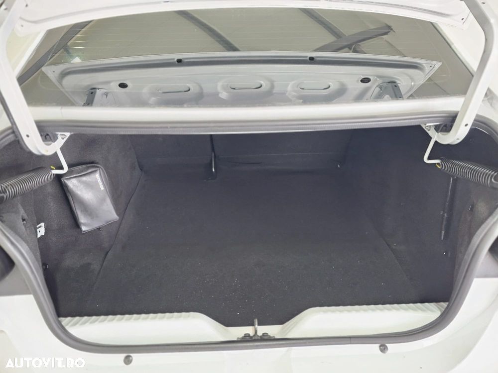 Dacia Logan ECO-G 100 MT6 Prestige - 15