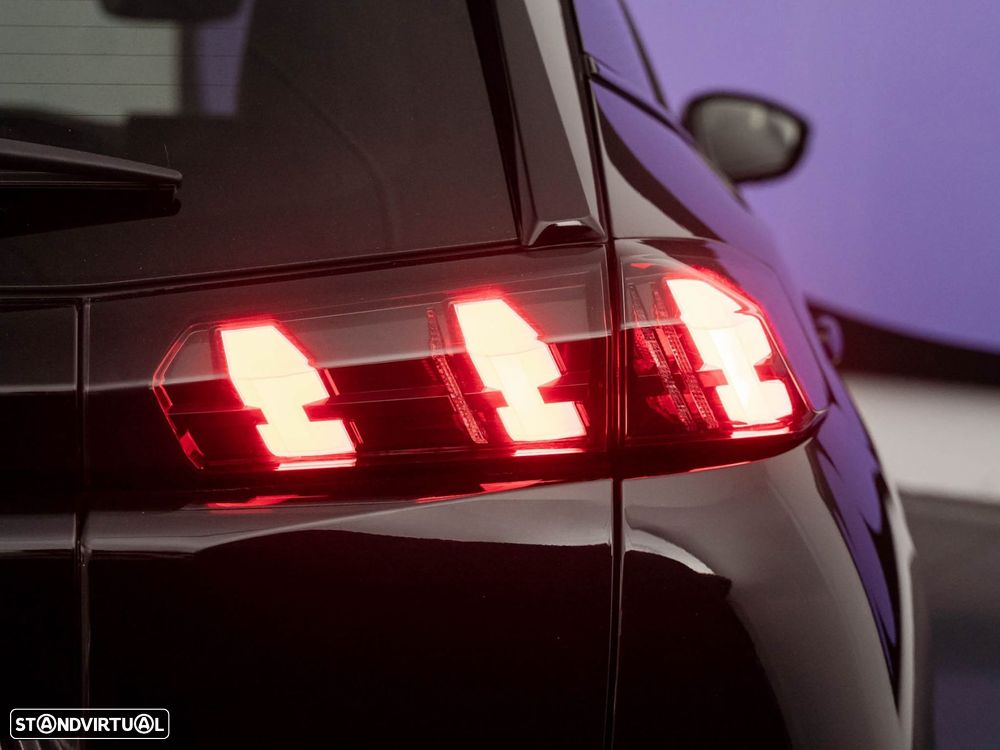 Peugeot 2008 1.2 PureTech GT - 11