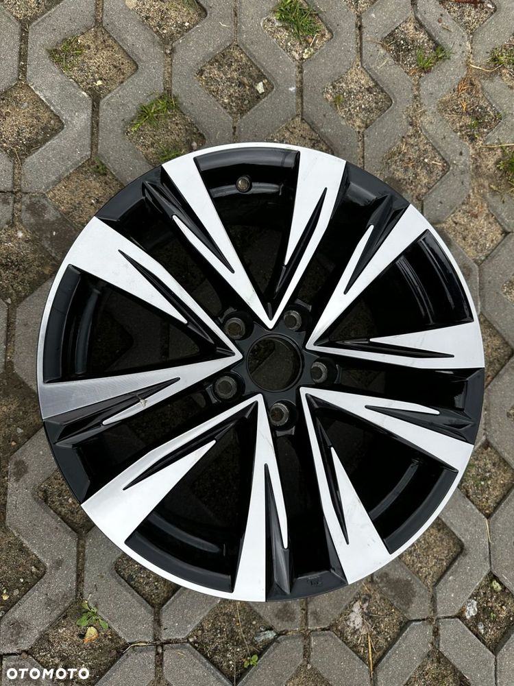 FELGA ALU LEXUS OE 17" 7JX17 ET40 5X114.3 PW457-52000 - 1
