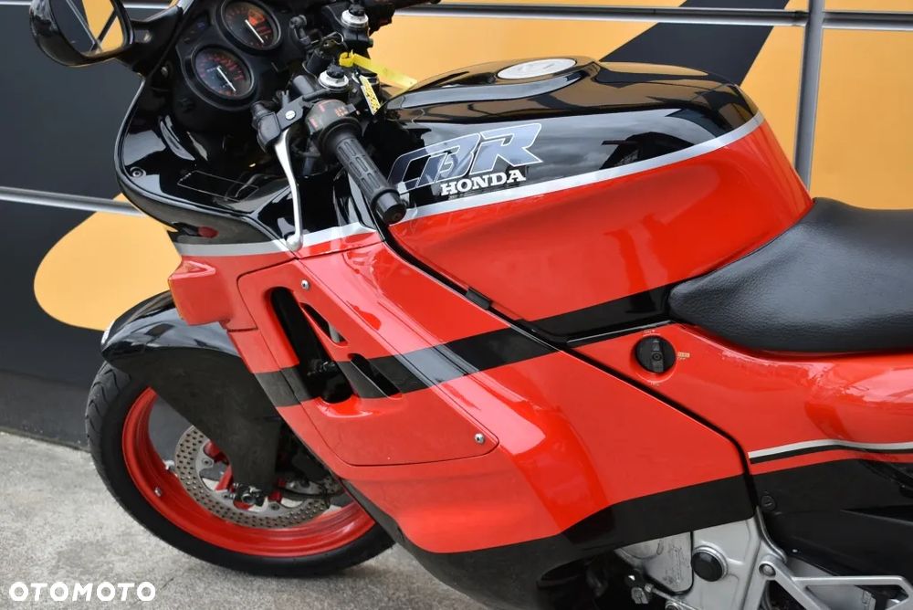 Honda CBR - 14